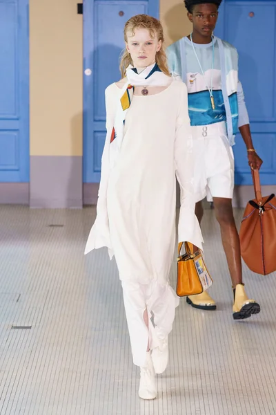 Look 23